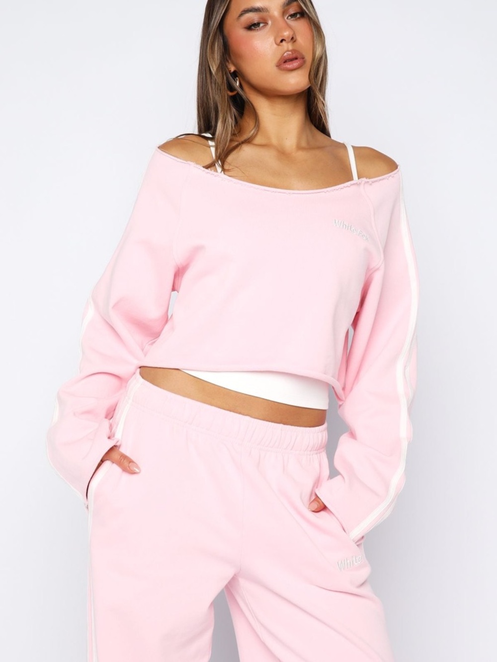 White Fox Off The Bench Cropped Sweatshirt Side Stripe Raw Hem Pink XXS/XS